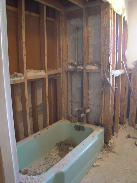 bathroom demo 1 resized 600